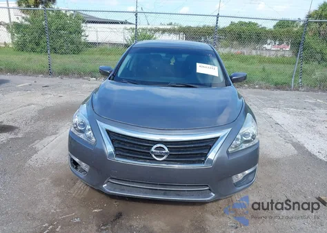 2015 Nissan Altima 2.5 S from USA, damaged, VIN 1N4AL3AP7FC582989